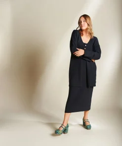 Bizzy In*Charlotte Stone Best