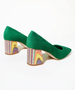 Estee In*Charlotte Stone Best