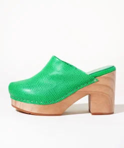 Marlo In*Charlotte Stone
