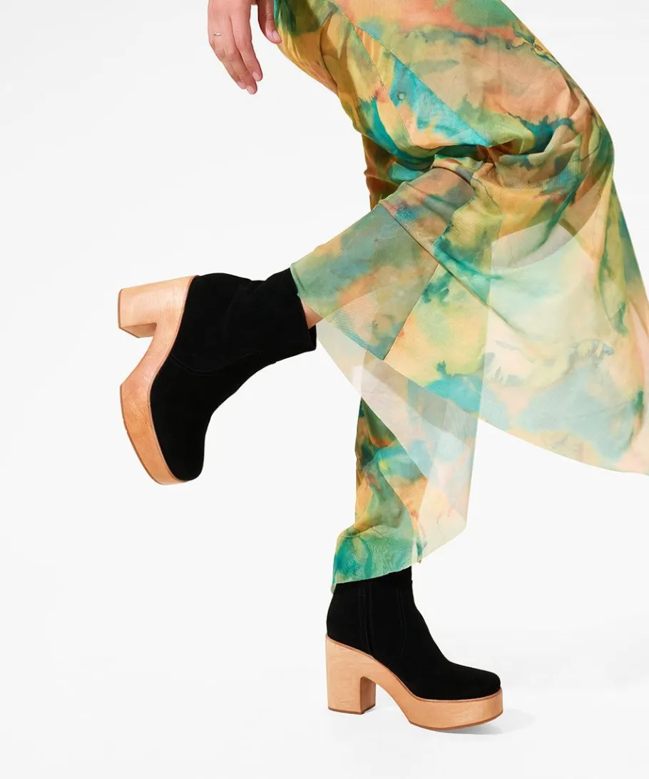 Paz In*Charlotte Stone