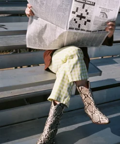 Roberta In*Charlotte Stone